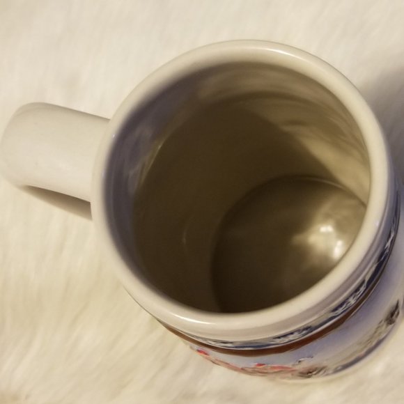 Budweiser 1995 Holiday Stein Lighting the Way Home - Picture 5 of 7